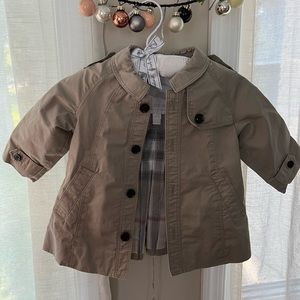 Burberry baby trench coat 6M